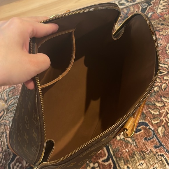 Authentic Louis Vuitton Alma Bag - Picture 11 of 11